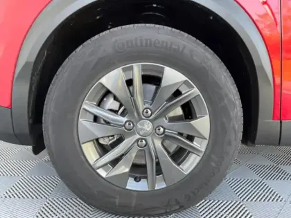 Photo 10 Peugeot 2008  e- 136ch Style