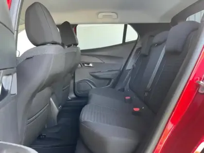 Photo 9 Peugeot 2008  e- 136ch Style