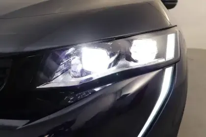 Photo 5 Peugeot 508  SW Hybrid 225 e-EAT8