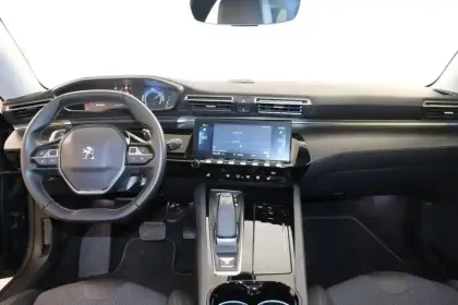 Photo 10 Peugeot 508  SW Hybrid 225 e-EAT8