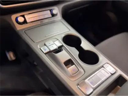 Photo 13 Hyundai Kona 64 KWH - 204 CH