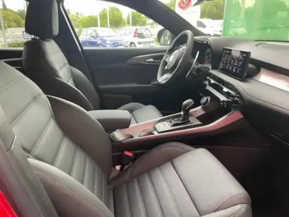 Photo 8 Alfa Romeo Tonale  1.5 Hybrid 160ch Edizione Speciale TCT