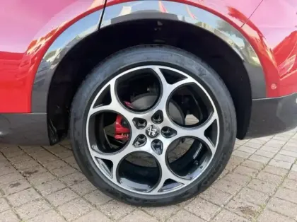 Photo 22 Alfa Romeo Tonale  1.5 Hybrid 160ch Edizione Speciale TCT