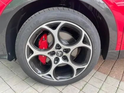 Photo 7 Alfa Romeo Tonale  1.5 Hybrid 160ch Edizione Speciale TCT