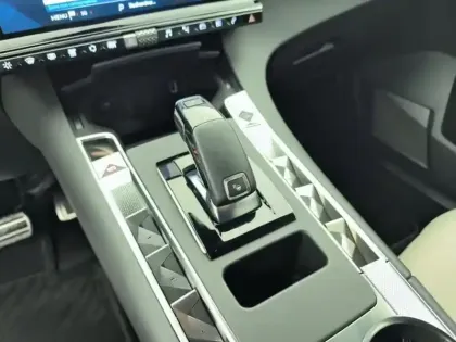 Photo 23 DS DS 7 DS7 Crossback BlueHDi 130 EAT8 Grand Chic