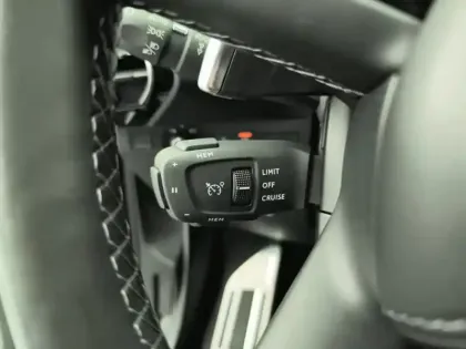 Photo 17 DS DS 7 DS7 Crossback BlueHDi 130 EAT8 Grand Chic