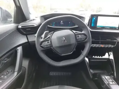 Photo 15 Peugeot 2008  BlueHDi 130 S&S EAT8