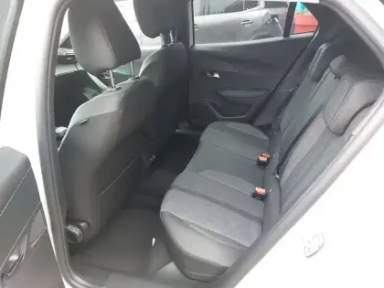 Photo 12 Peugeot 2008  BlueHDi 130 S&S EAT8