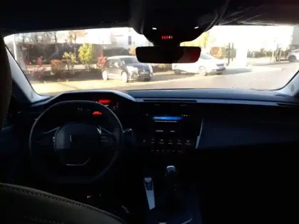 Photo 14 Peugeot 308  PureTech 130ch S&S BVM6