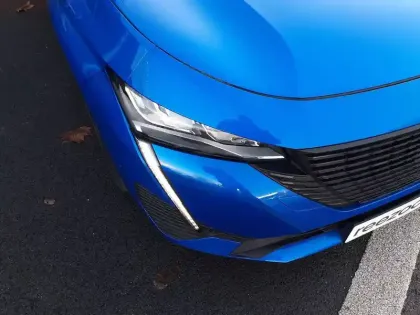 Photo 8 Peugeot 308  PureTech 130ch S&S BVM6