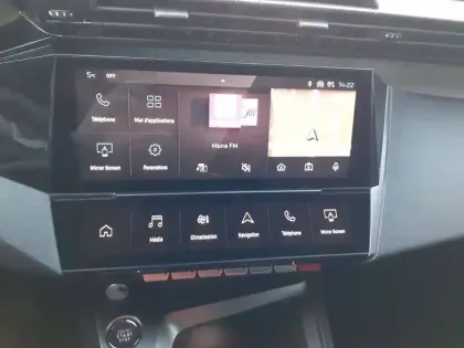 Photo 18 Peugeot 308  PureTech 130ch S&S BVM6