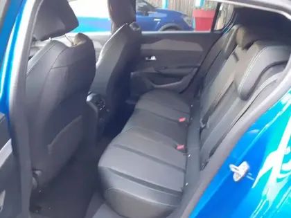 Photo 12 Peugeot 308  PureTech 130ch S&S BVM6