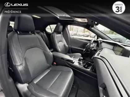 Photo 13 Lexus UX  300e Executive