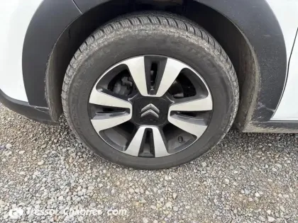 Photo 14 Citroën C3  BlueHDi 100 S&S BVM5 Shine Business