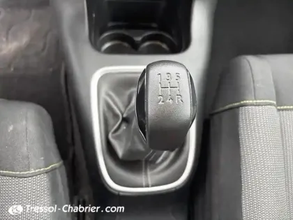 Photo 23 Citroën C3  BlueHDi 100 S&S BVM5 Shine Business