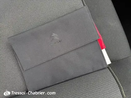 Photo 15 Citroën C3  BlueHDi 100 S&S BVM5 Shine Business