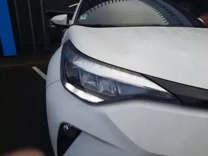 Photo 8 Toyota C-HR  Hybride 1.8L