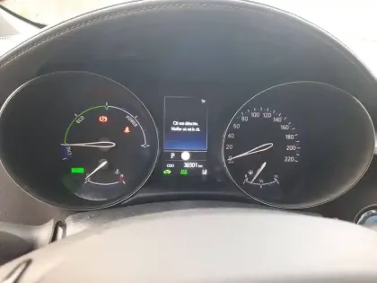 Photo 16 Toyota C-HR  Hybride 1.8L