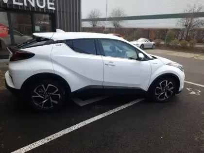 Photo 7 Toyota C-HR  Hybride 1.8L