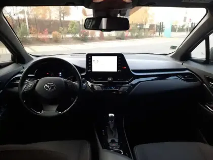 Photo 14 Toyota C-HR  Hybride 1.8L