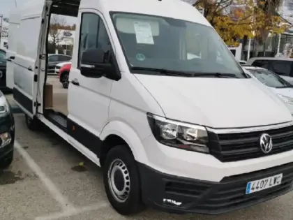 Photo 5 Volkswagen Crafter  Fg 35 L3H3 2.0 TDI 140ch Business Traction BVA8