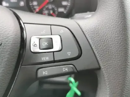 Photo 11 Volkswagen Crafter  Fg 35 L3H3 2.0 TDI 140ch Business Traction BVA8