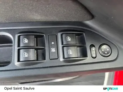 Photo 29 Fiat Tipo  Cross 1.0 FireFly Turbo 100ch S/S Cross