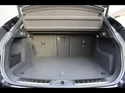 Photo 29 Jaguar F-Pace  SVR 5.0 550ch BVA8 AWD LE MANS 88 EDITION