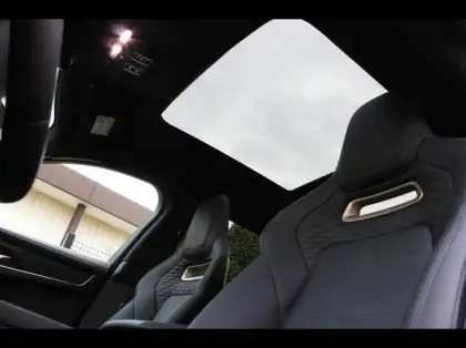 Photo 25 Jaguar F-Pace  SVR 5.0 550ch BVA8 AWD LE MANS 88 EDITION