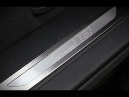 Photo 26 Jaguar F-Pace  SVR 5.0 550ch BVA8 AWD LE MANS 88 EDITION