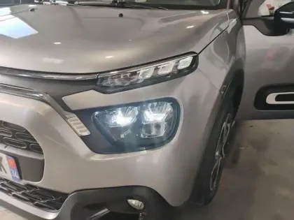 Photo 13 Citroën C3  PureTech 110 S&S BVM6 Shine