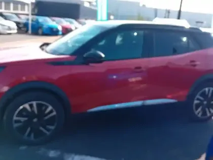 Photo 56 Peugeot 2008  Electrique 136 ch