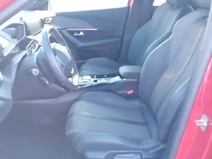 Photo 6 Peugeot 2008  Electrique 136 ch