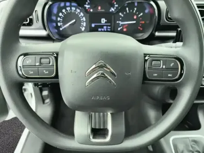 Photo 18 Citroën C3  PureTech 110 S&S BVM6 Shine