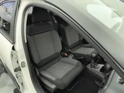 Photo 8 Citroën C3  PureTech 110 S&S BVM6 Shine