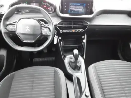 Photo 7 Peugeot 208  PureTech 75 S&S BVM5