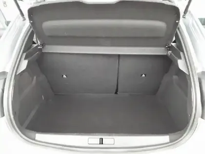 Photo 58 Peugeot 208  PureTech 100 S&S BVM6
