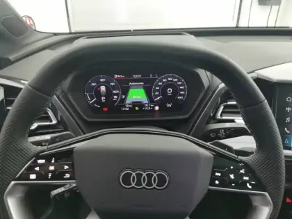 Photo 24 Audi Q4  e-tron Sportback 35 170 ch 55 kW