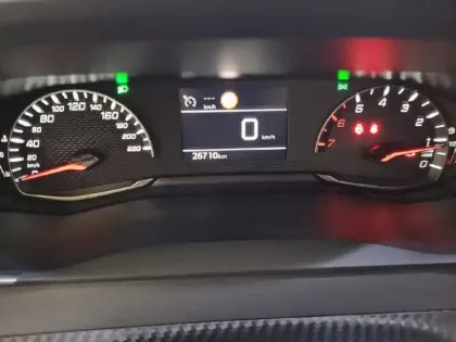 Photo 41 Peugeot 208  PureTech 75 S&S BVM5