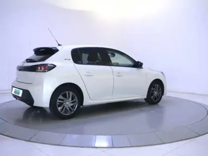 Photo 36 Peugeot 208  PureTech 75 S&S BVM5