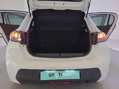 Photo 37 Peugeot 208  PureTech 75 S&S BVM5