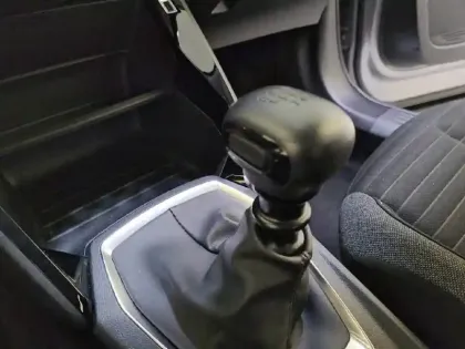 Photo 62 Peugeot 2008  BlueHDi 110 S&S BVM6