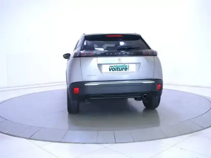 Photo 55 Peugeot 2008  BlueHDi 110 S&S BVM6