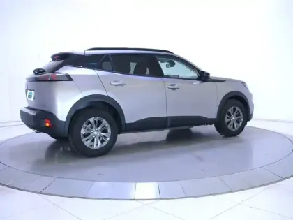 Photo 53 Peugeot 2008  BlueHDi 110 S&S BVM6