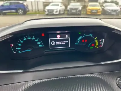 Photo 29 Peugeot 208  Electrique 50 kWh 136ch