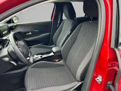 Photo 30 Peugeot 208  Electrique 50 kWh 136ch