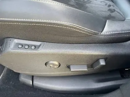 Photo 22 Peugeot 3008  Hybrid4 300 e-EAT8