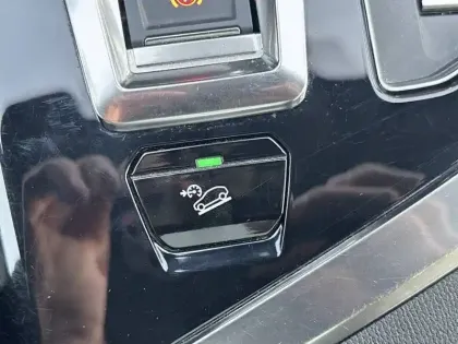 Photo 17 Peugeot 3008  Hybrid4 300 e-EAT8