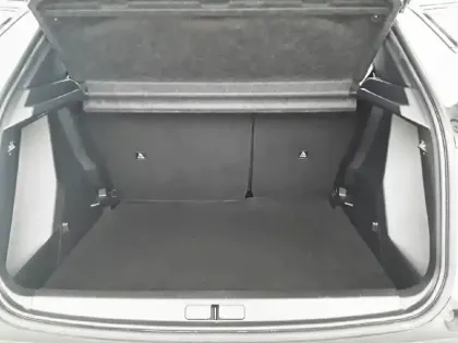 Photo 11 Peugeot 2008  BlueHDi 110 S&S BVM6