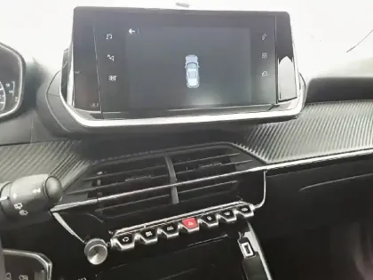 Photo 29 Peugeot 2008  BlueHDi 110 S&S BVM6